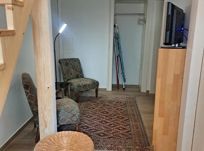 Διαμέρισμα Ruhige Art-garconniere Mit Balkon *